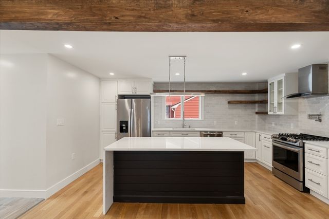 3 Crane St, Danvers, MA 01923