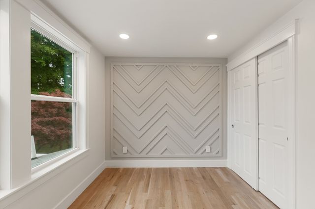 3 Crane St, Danvers, MA 01923