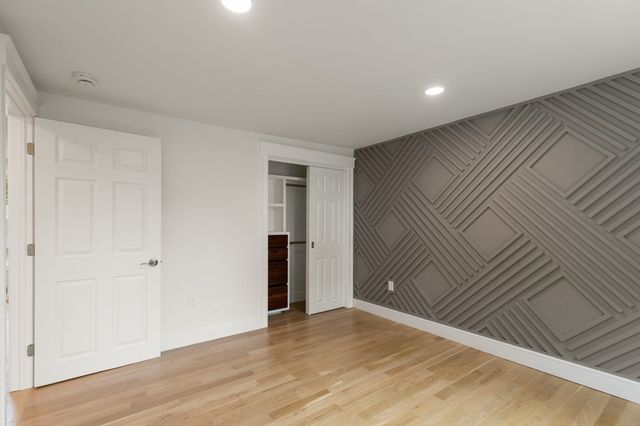3 Crane St, Danvers, MA 01923