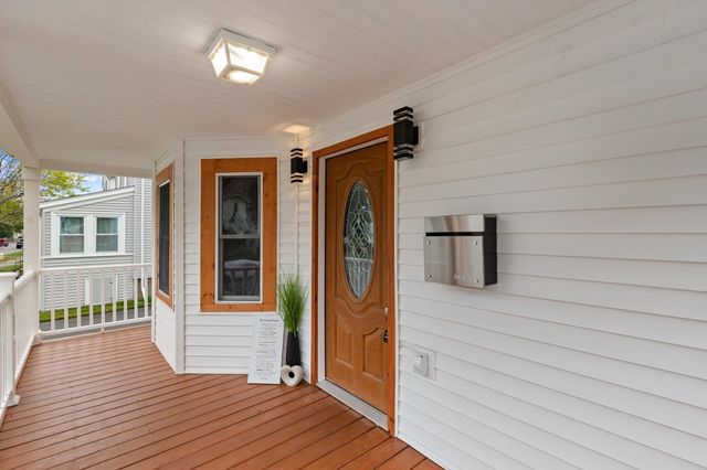 3 Crane St, Danvers, MA 01923