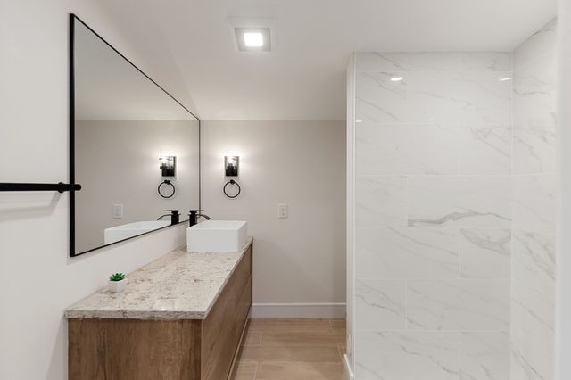 3 Crane St, Danvers, MA 01923