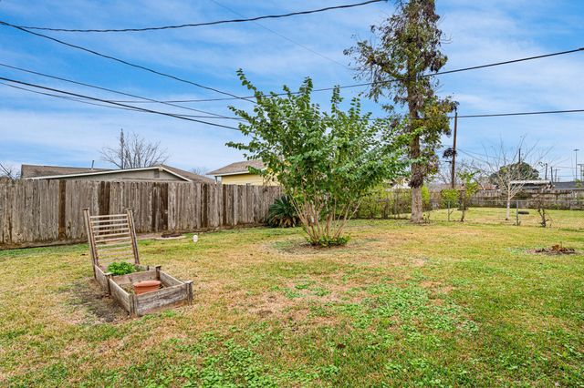 3615 Longwood Drive, Pasadena, TX 77503