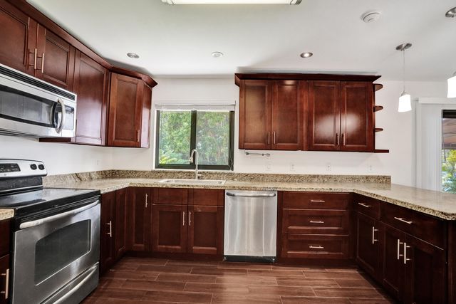 20020 NE 6th Court, Miami, FL 33179