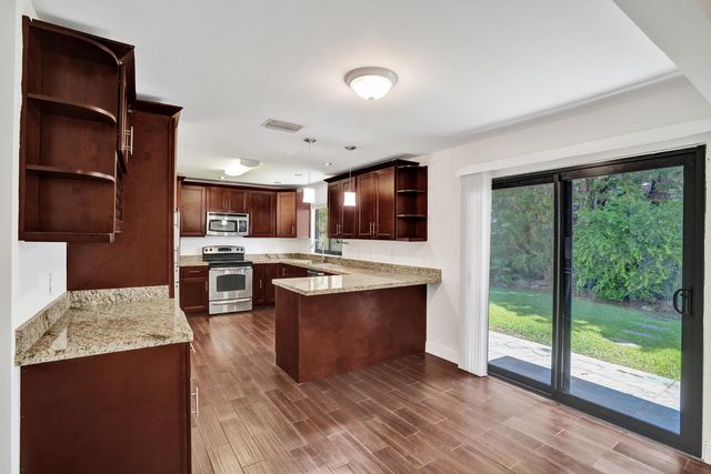 20020 NE 6th Court, Miami, FL 33179