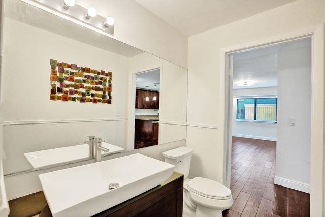 20020 NE 6th Court, Miami, FL 33179