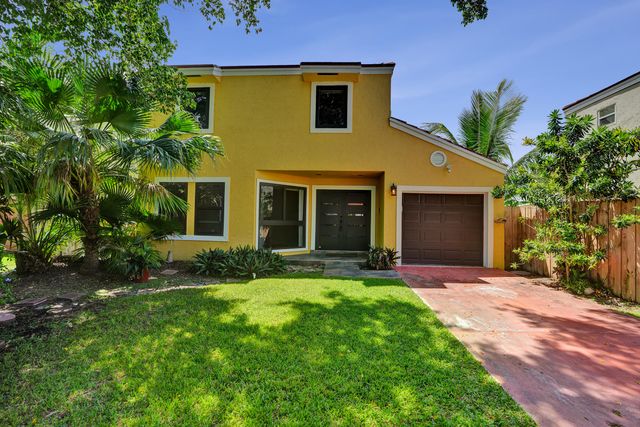 20020 NE 6th Court, Miami, FL 33179