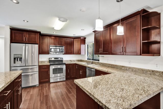 20020 NE 6th Court, Miami, FL 33179