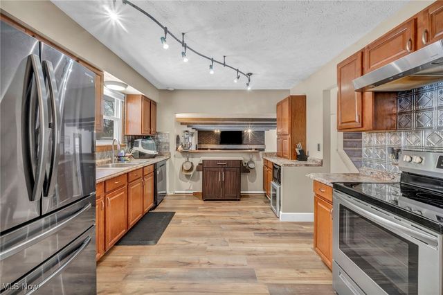 4776 Aspen Oval, Brunswick, OH 44212