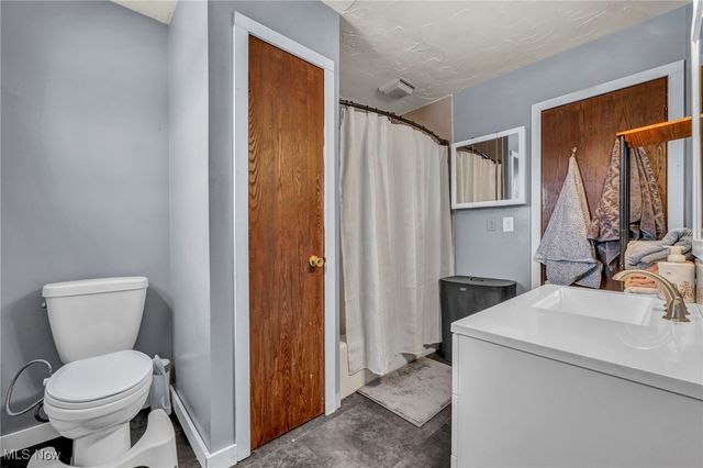 4776 Aspen Oval, Brunswick, OH 44212