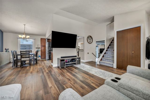 4776 Aspen Oval, Brunswick, OH 44212