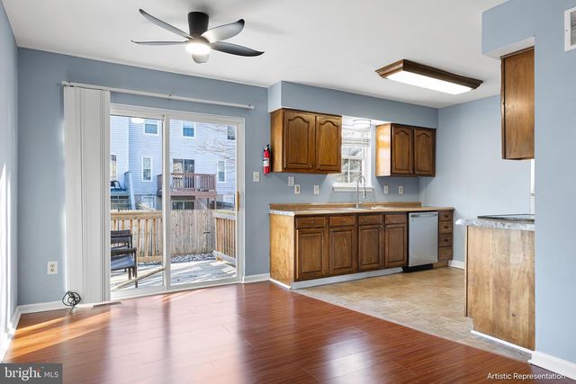 627 CANDLESTICK LN, Newark, DE 19702