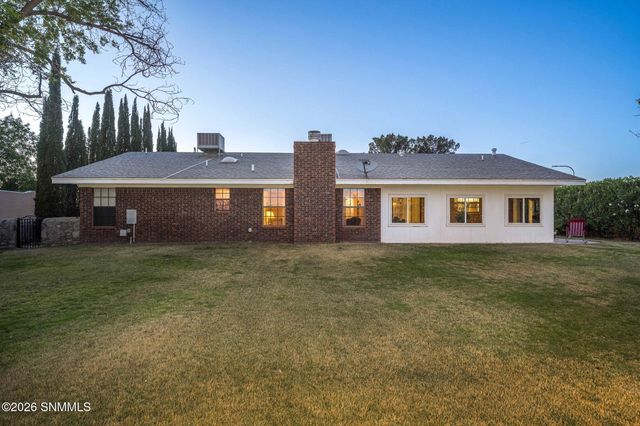 932 Lantana Avenue, Las Cruces, NM 88005