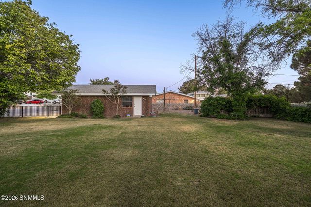 932 Lantana Avenue, Las Cruces, NM 88005
