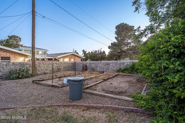 932 Lantana Avenue, Las Cruces, NM 88005