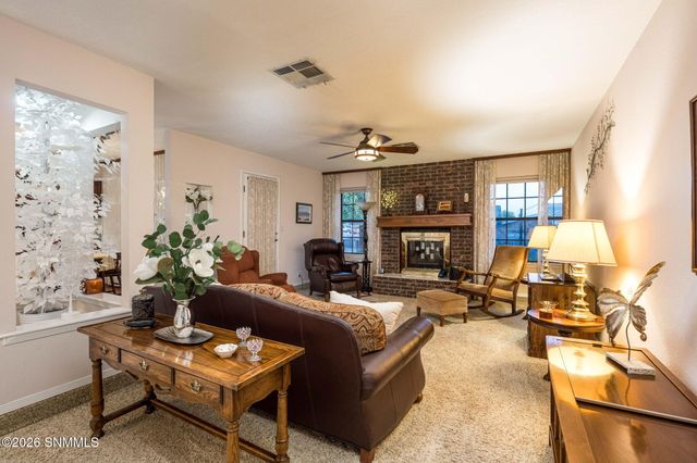 932 Lantana Avenue, Las Cruces, NM 88005