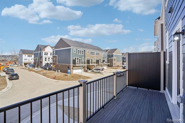 42806 Atwood Avenue, Novi, MI 48375