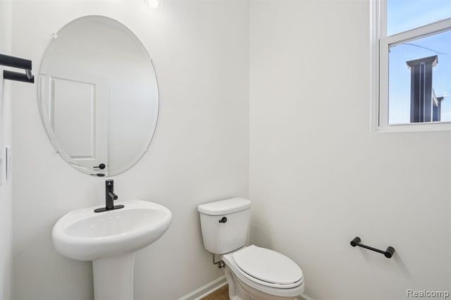 42806 Atwood Avenue, Novi, MI 48375