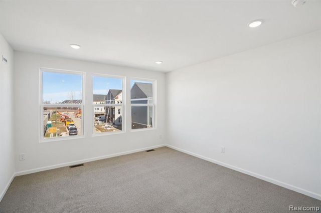 42806 Atwood Avenue, Novi, MI 48375