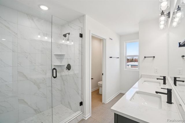 42806 Atwood Avenue, Novi, MI 48375