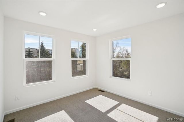 42806 Atwood Avenue, Novi, MI 48375