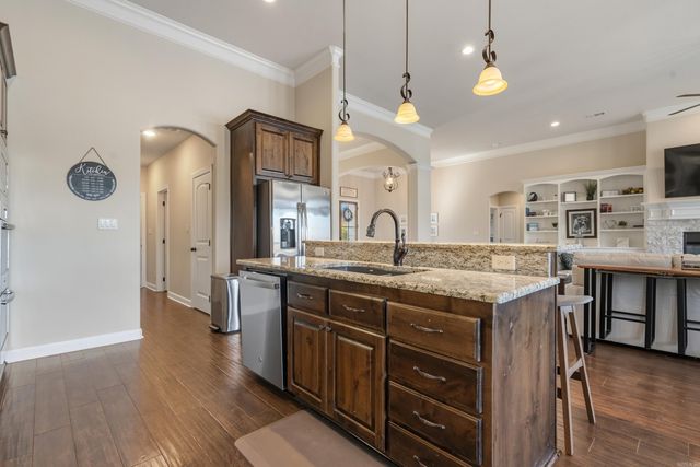 6 Gandia Place, Hot Springs Village, AR 71909