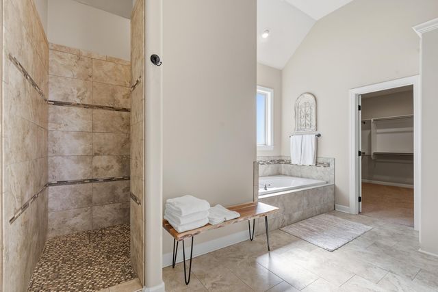 6 Gandia Place, Hot Springs Village, AR 71909