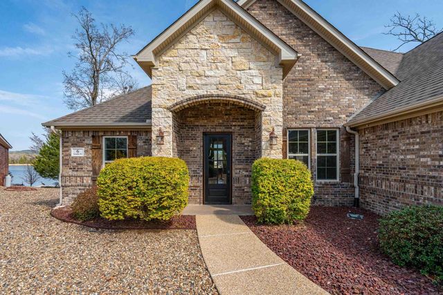 6 Gandia Place, Hot Springs Village, AR 71909