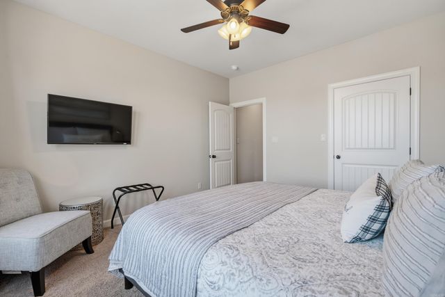 6 Gandia Place, Hot Springs Village, AR 71909