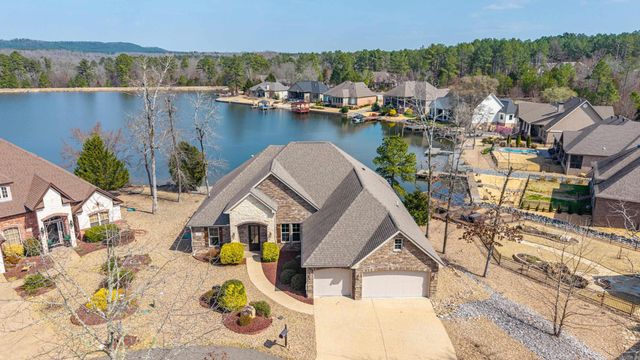 6 Gandia Place, Hot Springs Village, AR 71909
