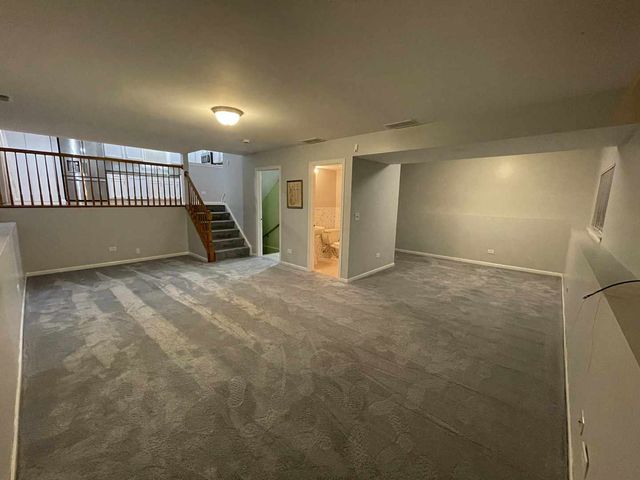 76 Canterbury Trail, Romeoville, IL 60446