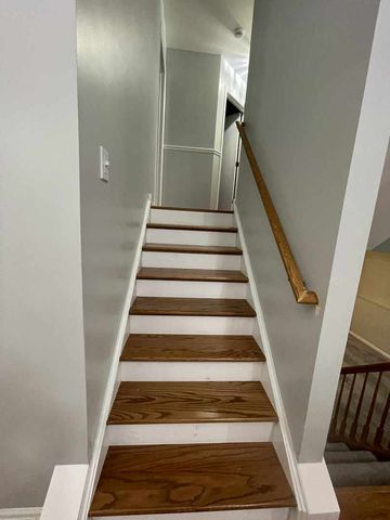 76 Canterbury Trail, Romeoville, IL 60446