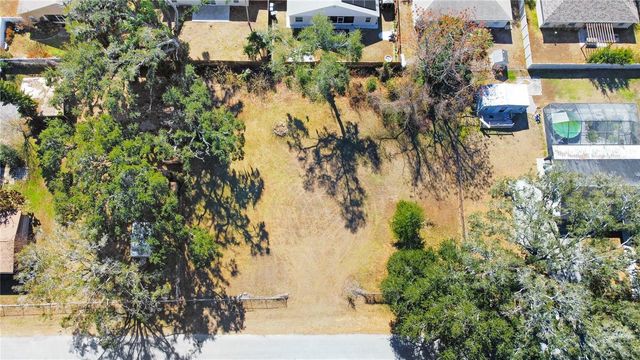 2006 N TAYLOR ROAD, Brandon, FL 33510