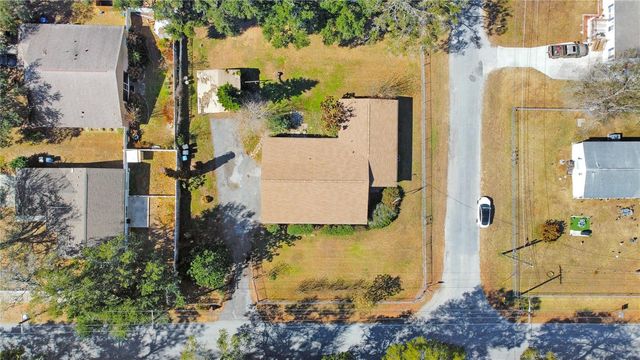 2006 N TAYLOR ROAD, Brandon, FL 33510