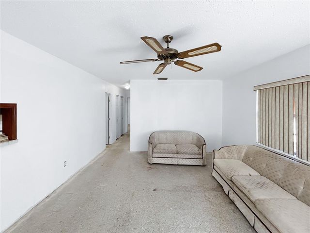 2006 N TAYLOR ROAD, Brandon, FL 33510