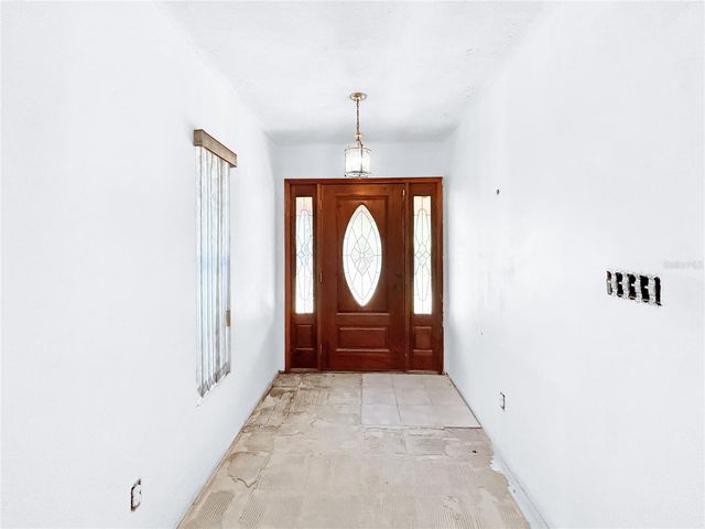 2006 N TAYLOR ROAD, Brandon, FL 33510