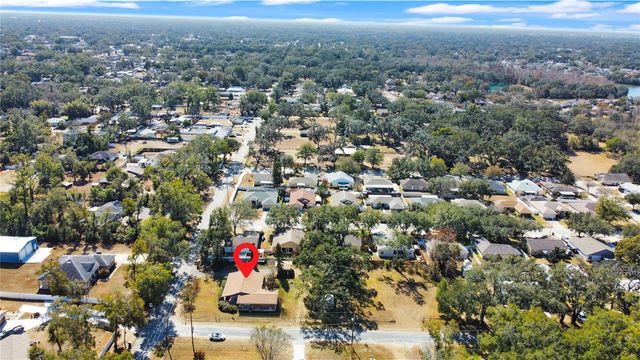 2006 N TAYLOR ROAD, Brandon, FL 33510