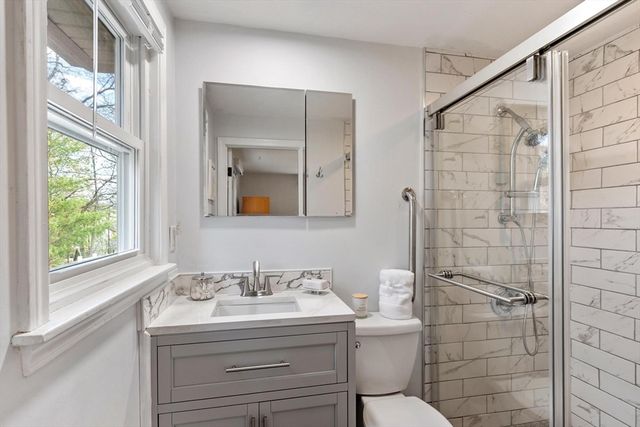 16 Briscoe Street, Woburn, MA 01801