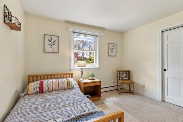 16 Briscoe Street, Woburn, MA 01801
