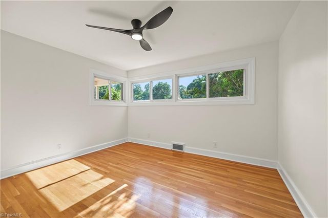 3245 Springside Drive, Clemmons, NC 27012