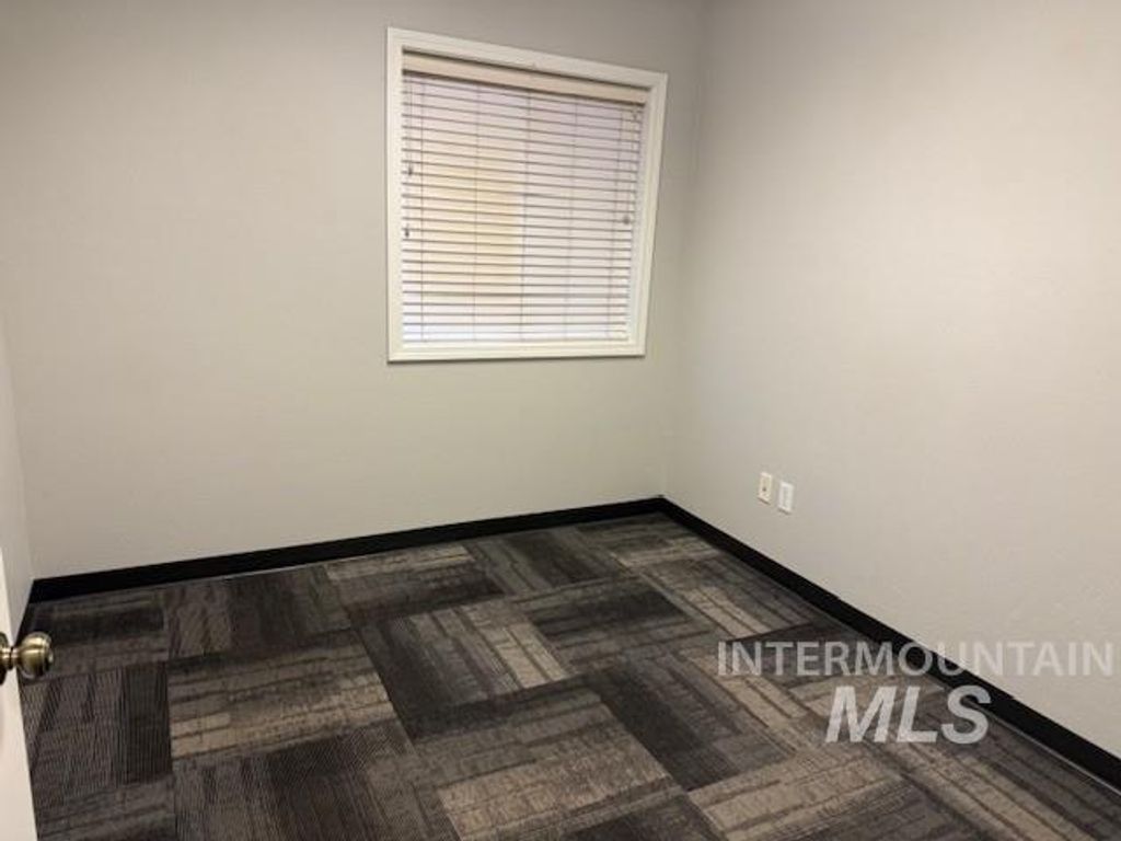 5593 N Glenwood St., Garden City, ID 83714 photo 11