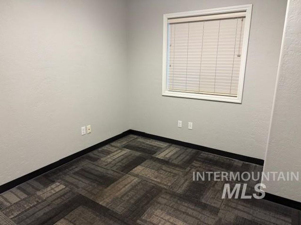 5593 N Glenwood St., Garden City, ID 83714 photo 13