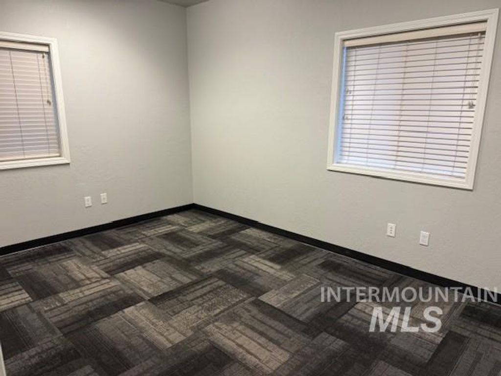 5593 N Glenwood St., Garden City, ID 83714 photo 14