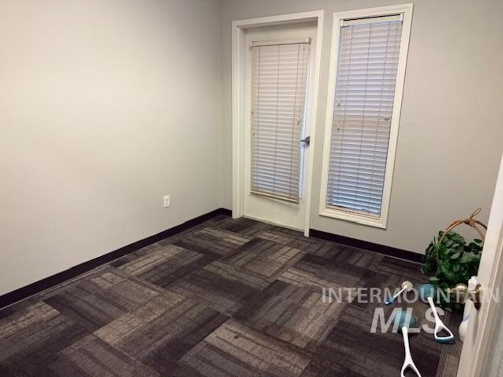 5593 N Glenwood St., Garden City, ID 83714 photo 17