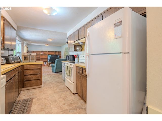 518 Ne 144TH Ave, Vancouver, WA 98684