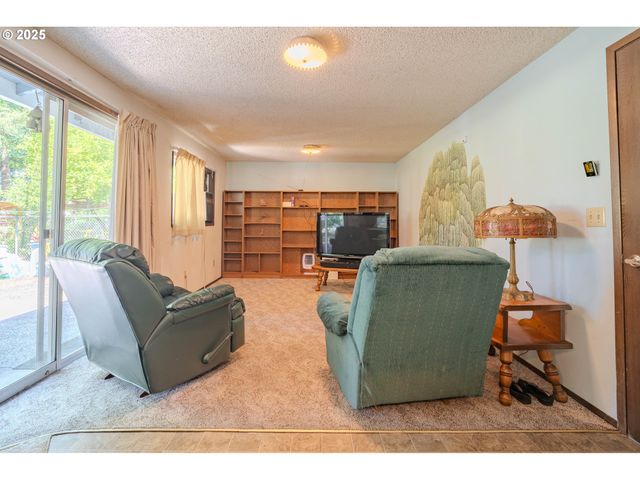 518 Ne 144TH Ave, Vancouver, WA 98684