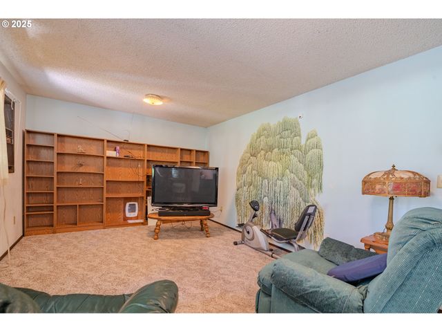 518 Ne 144TH Ave, Vancouver, WA 98684