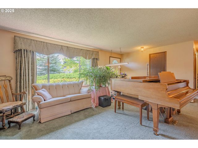 518 Ne 144TH Ave, Vancouver, WA 98684