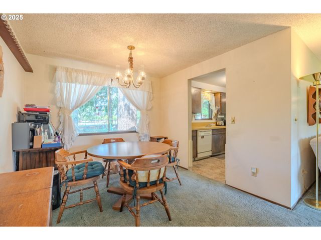 518 Ne 144TH Ave, Vancouver, WA 98684