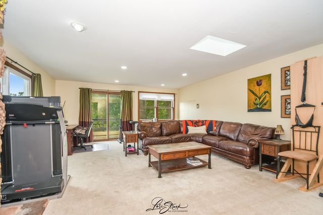 38871 N Lakeview Avenue, Antioch, IL 60002