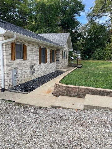 38871 N Lakeview Avenue, Antioch, IL 60002